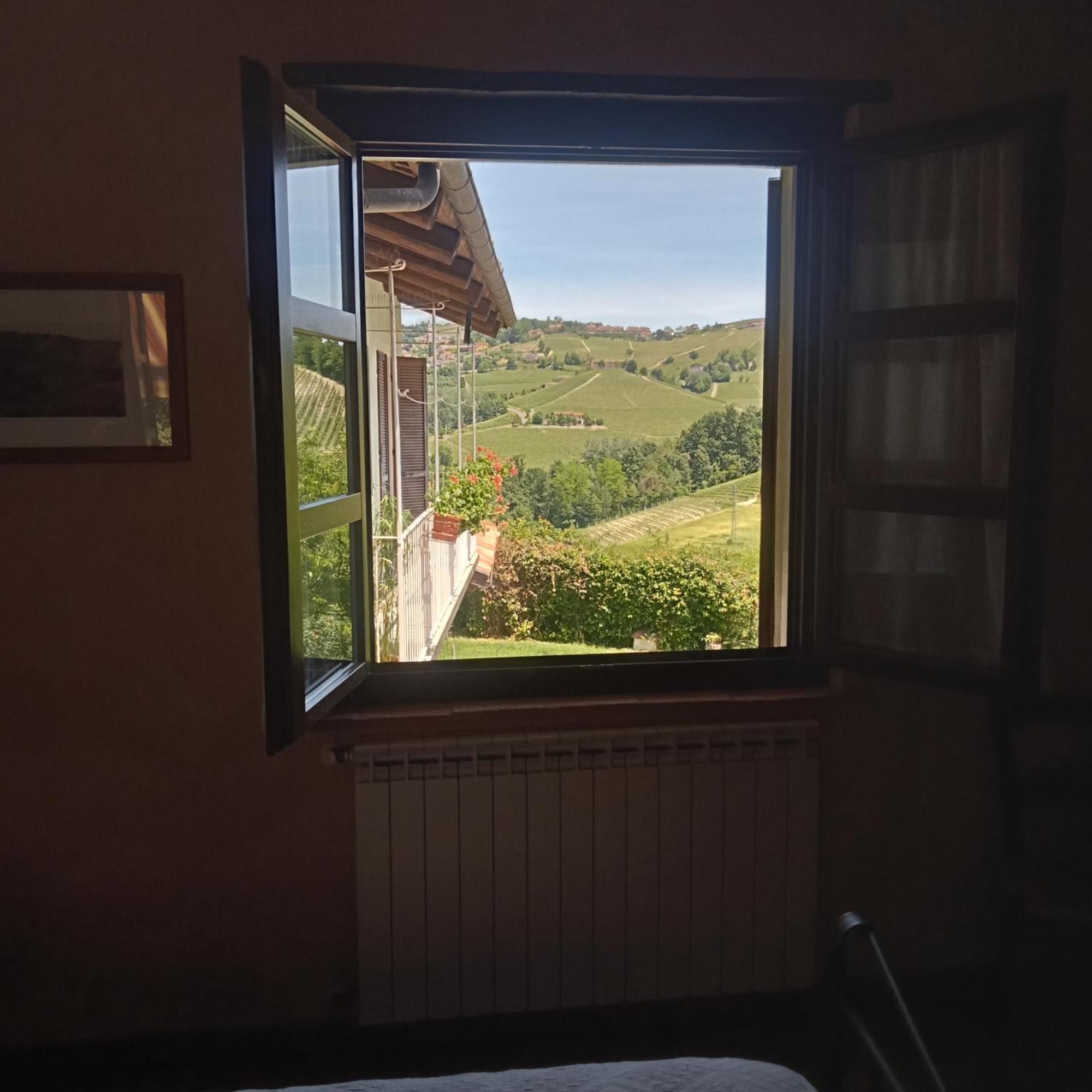Agriturismo Bric Di Gai Monforte D'Alba Exterior photo